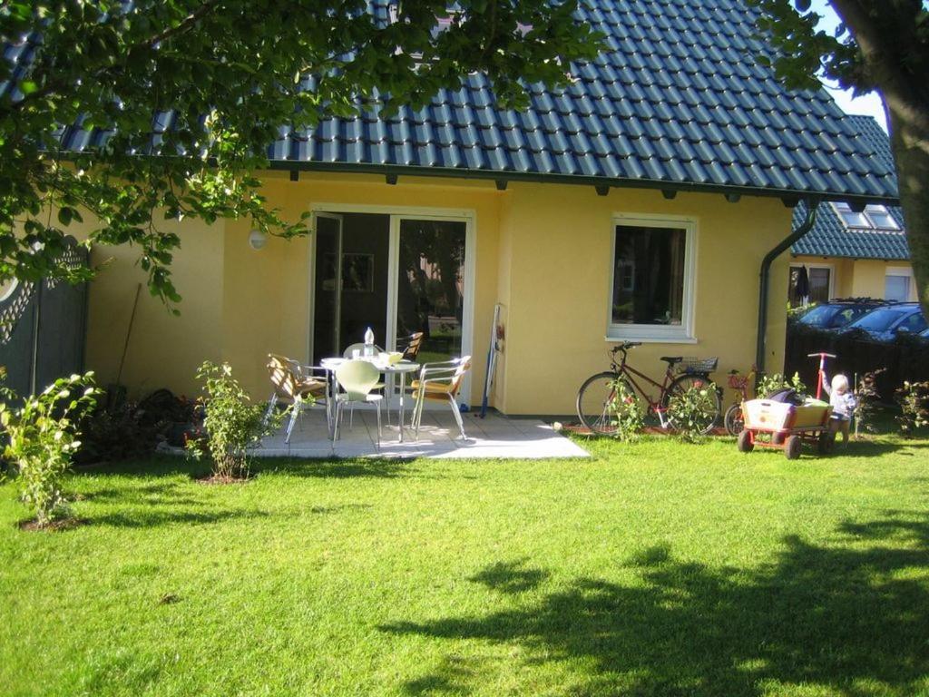 Ferienwohnung 'Bei Den Buchen' Цемпин Екстериор снимка