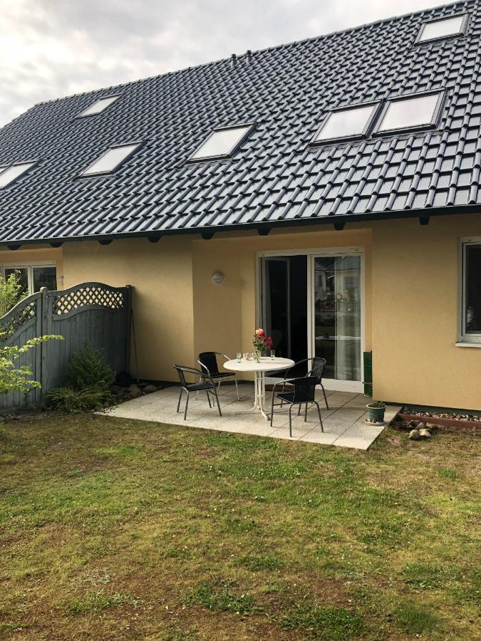 Ferienwohnung 'Bei Den Buchen' Цемпин Екстериор снимка